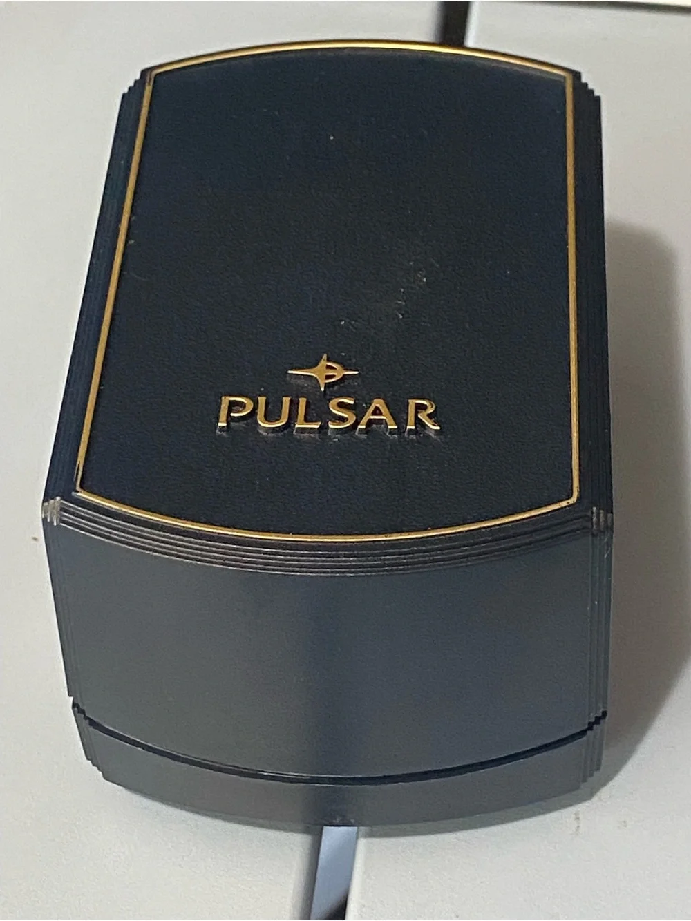 Vintage 1988 Pulsar by Seiko Day-Date Watch Original Stretch Band & Box  Y143